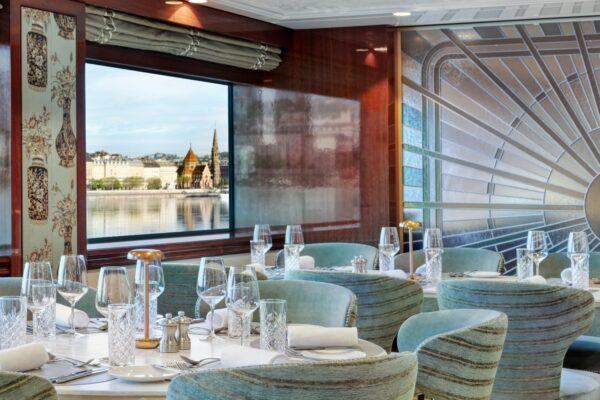 Restaurant (S.S. Emilie)